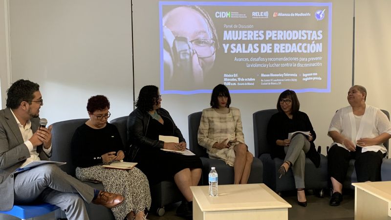 El reto de las periodistas mexicanas frente al acoso sexual y la brecha salarial en las redacciones